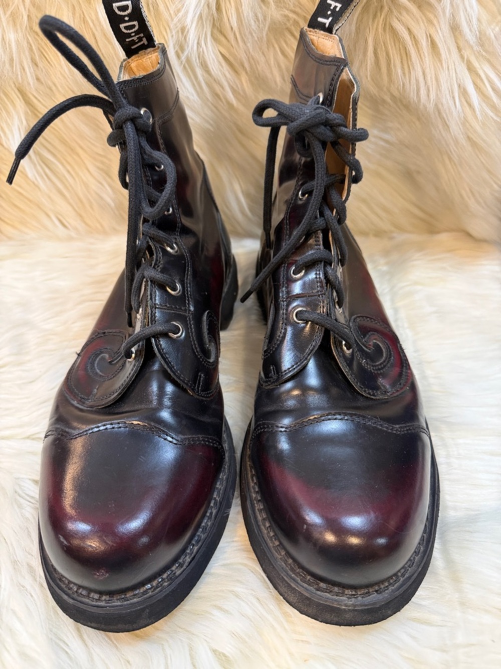 John Fluevog Men's Lace-Up Boots in Black with Deep Burgundy Sheen -Size 11 - Picture 3 of 9